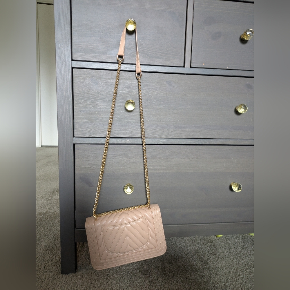 Quilted Crossbody Bag - Picture 3 of 6